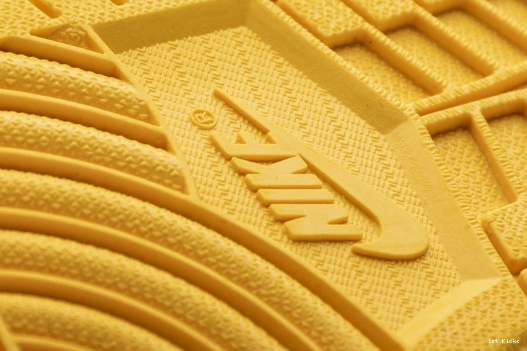 Lakers 1 Mid  air 852542-700 SE Jordan 0917